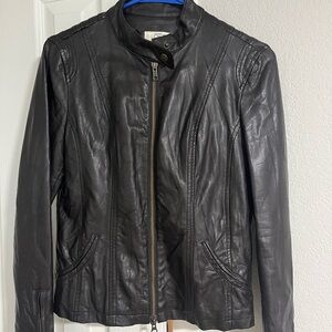 LOFT Black Leather Jacket Sleek Fitted Design